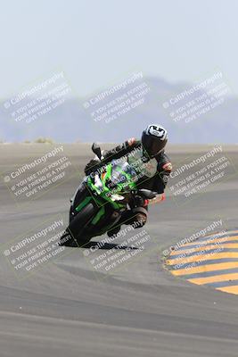 media/May-14-2023-SoCal Trackdays (Sun) [[024eb53b40]]/Turn 12 (1145am)/